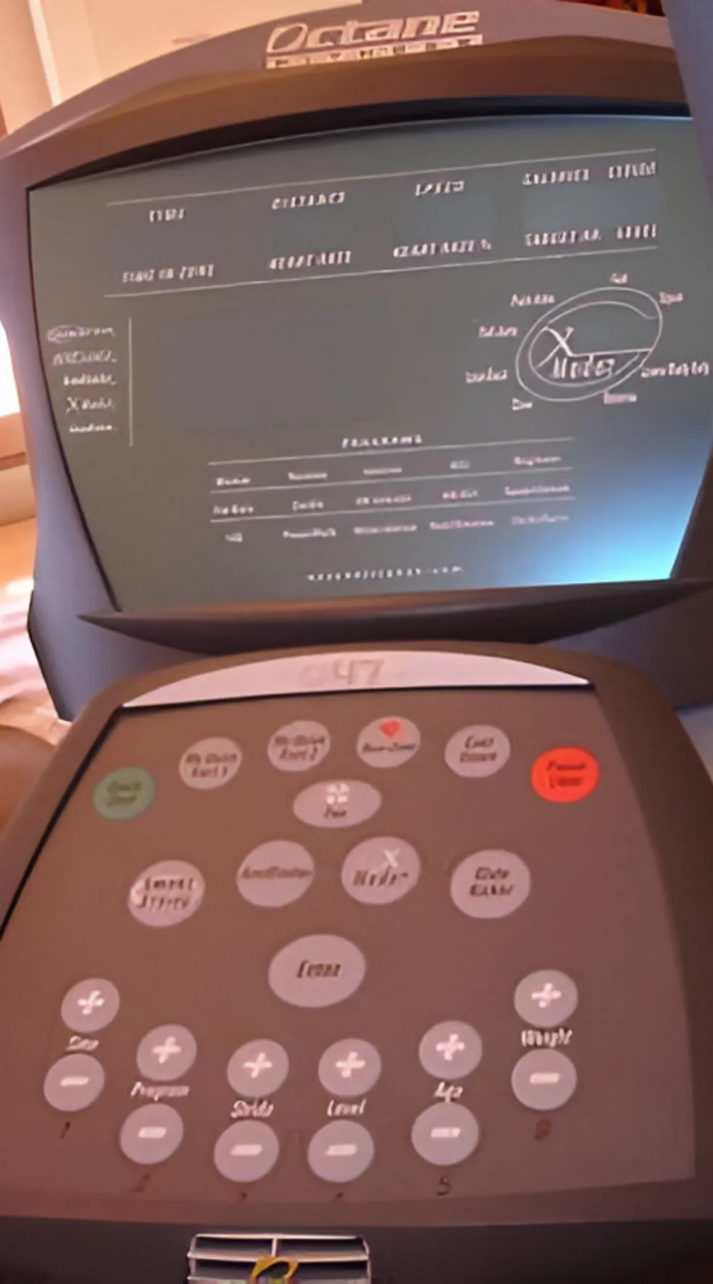 Octane Fitness q47ce Elliptical Trainer (Remanufactured) - Image 3