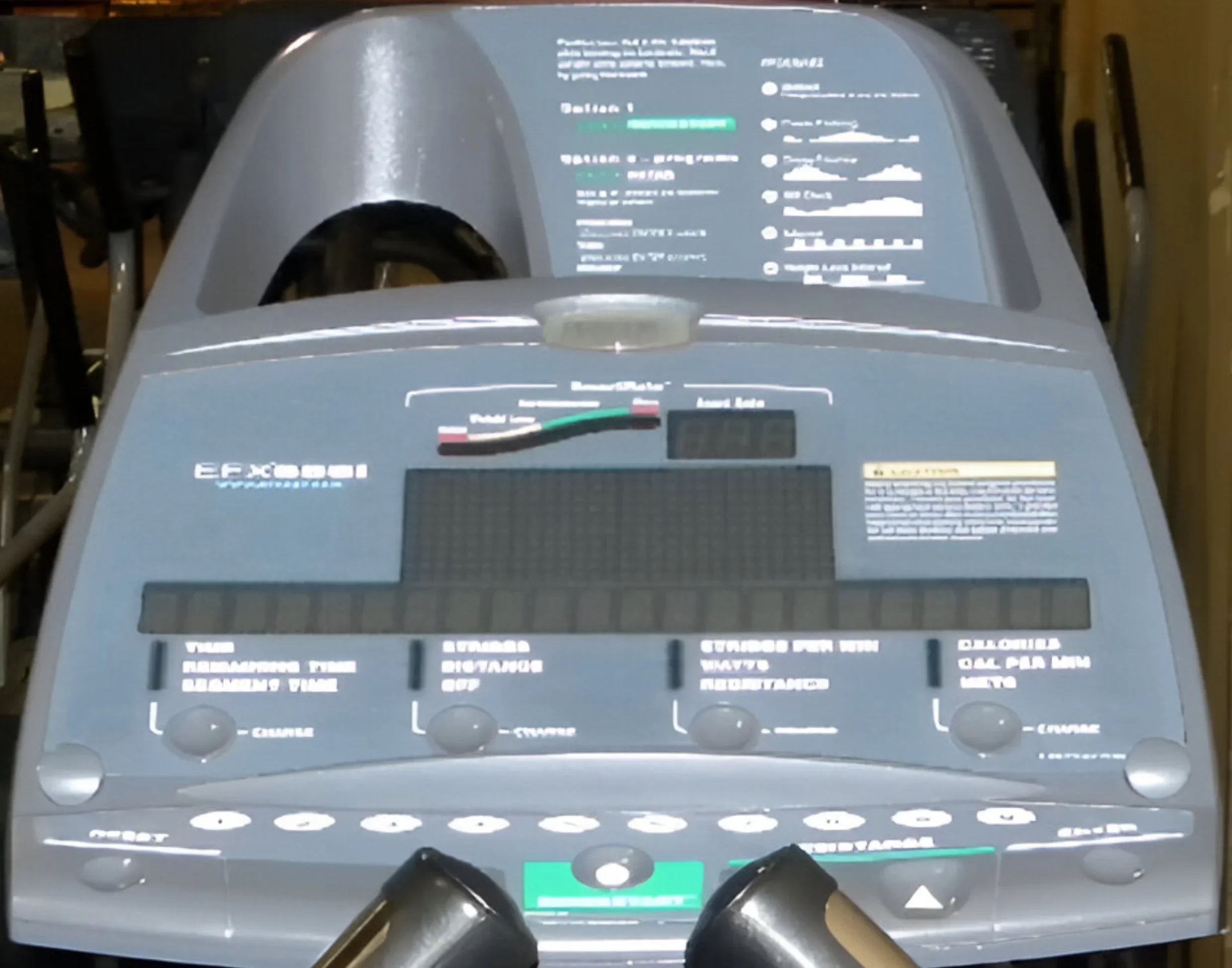 Precor EFX 556i Elliptical Cross-Trainer (Remanufactured) - Image 2